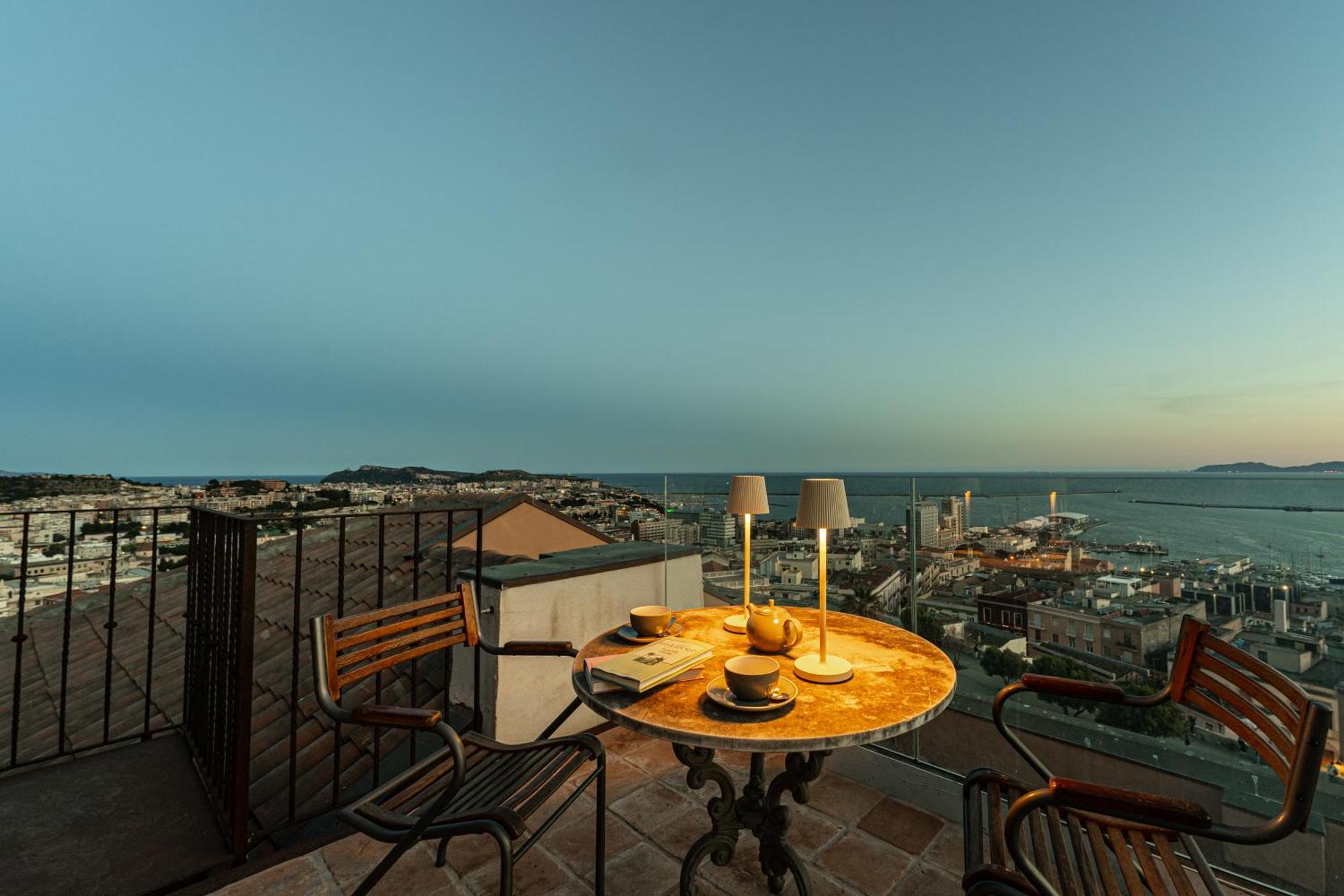 Hotel Palazzo Boyl 1840 Cagliari Zewnętrze zdjęcie